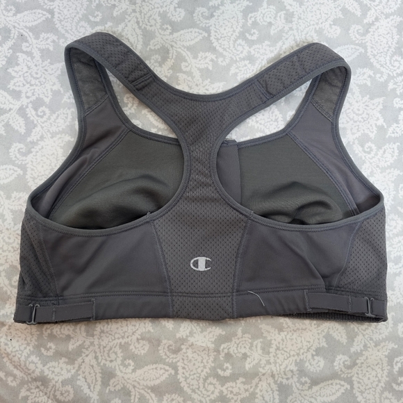 Champion Womens High Impact Bundle Of 3 Sports Bras Size Medium - Picture 3 of 9